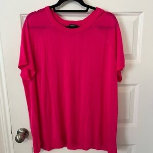 Torrid Fuchsia Short Sleeve Tee